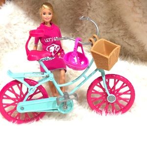 PRICE FIRM BARBIE MATTEL (2013) and bike